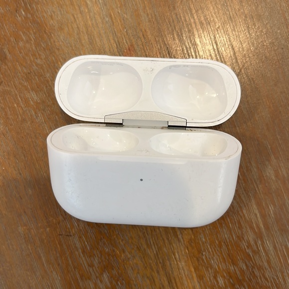 Apple AirPro authentic left ear - Picture 4 of 5
